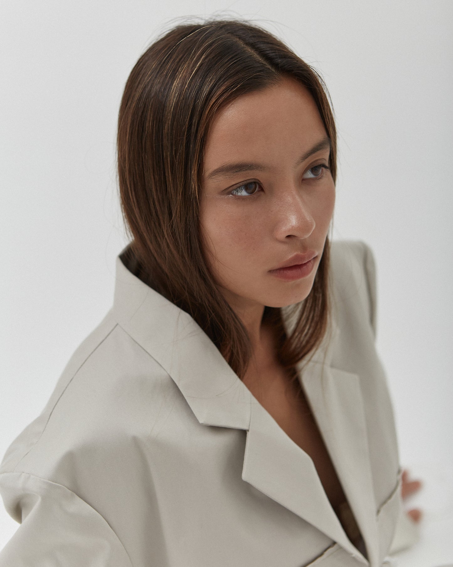 SAND BLAZER IN OLIVE COLOR